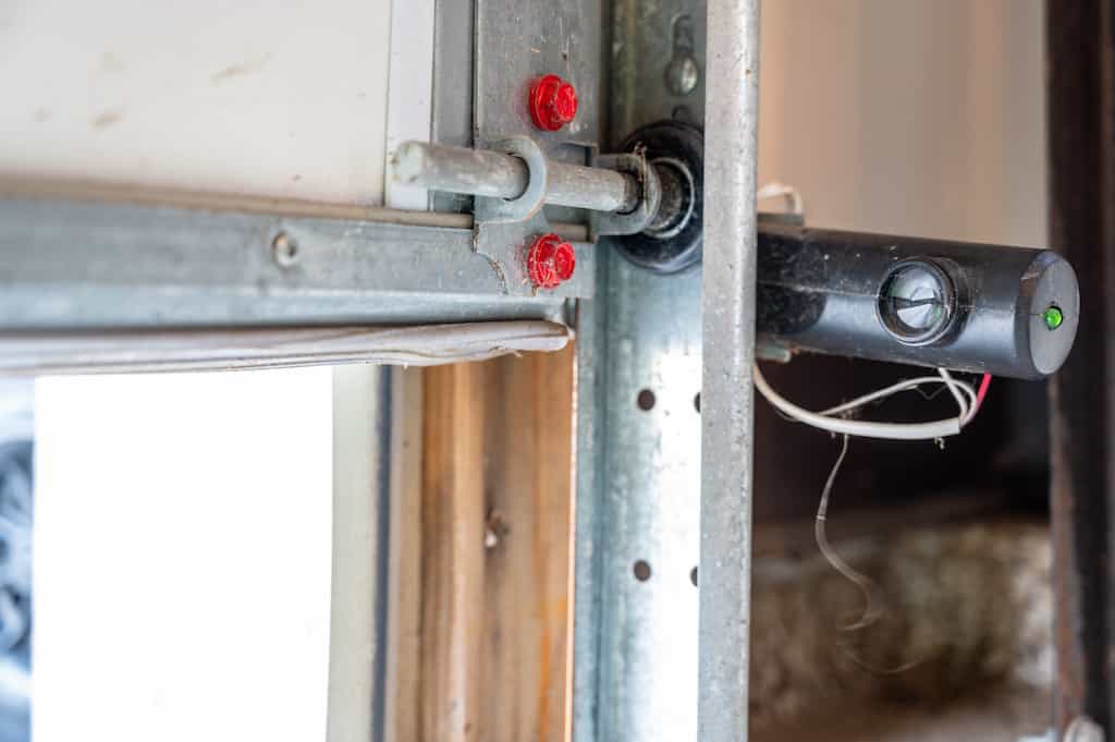 How to Tell if Your Garage Door Sensor Isn't Working